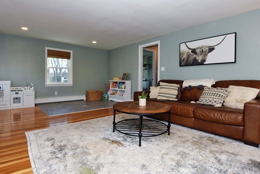 46 Martel Road Hamilton, MA 01982 - Photo 11 of 26 Gallery Image 11