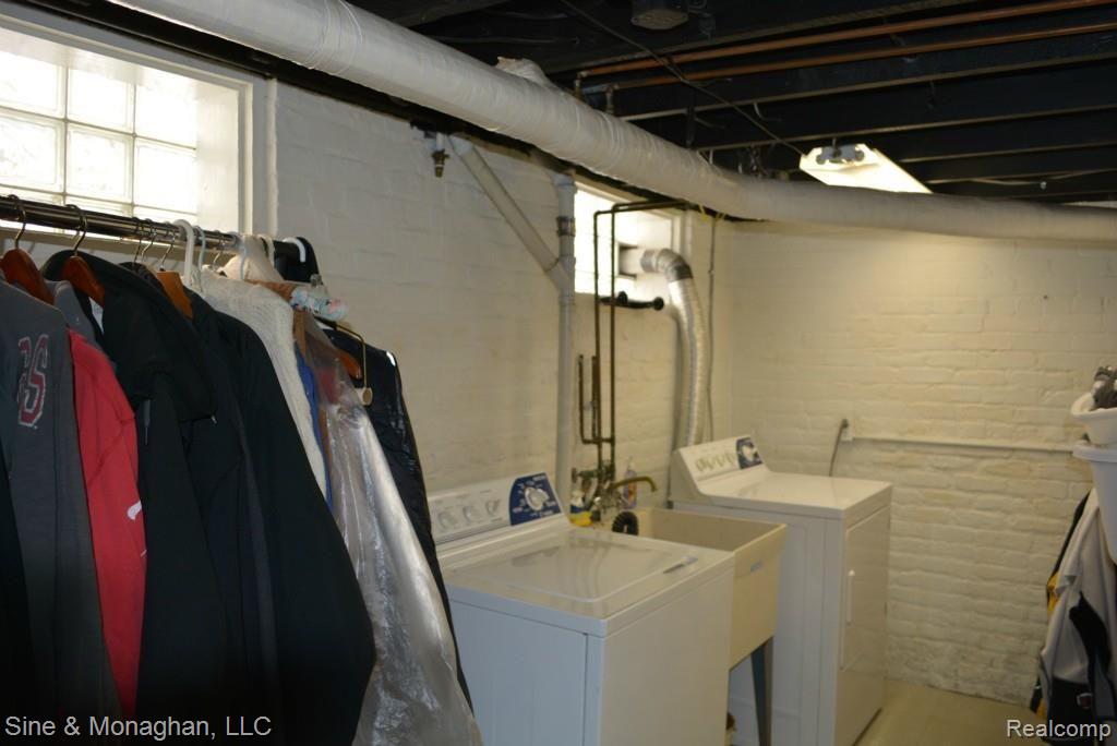 1148 Nottingham Road Grosse Pointe, MI 48230 - Photo 23 of 26 DSC_0203.jpg
