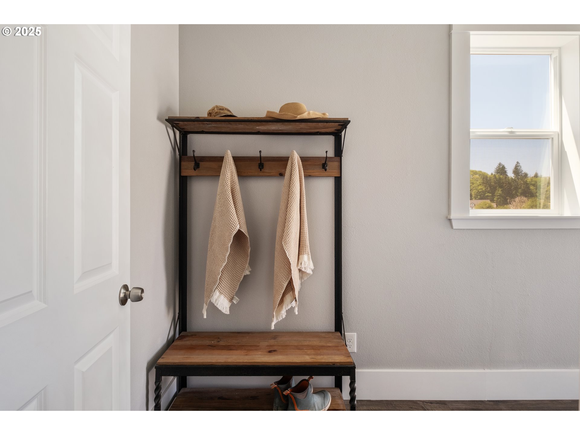 345 Island Street Raymond, WA 98577 - Photo 17 of 39