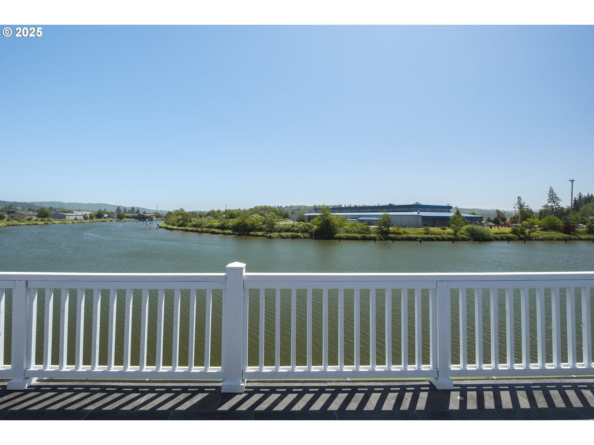 345 Island Street Raymond, WA 98577 - Photo 25 of 39