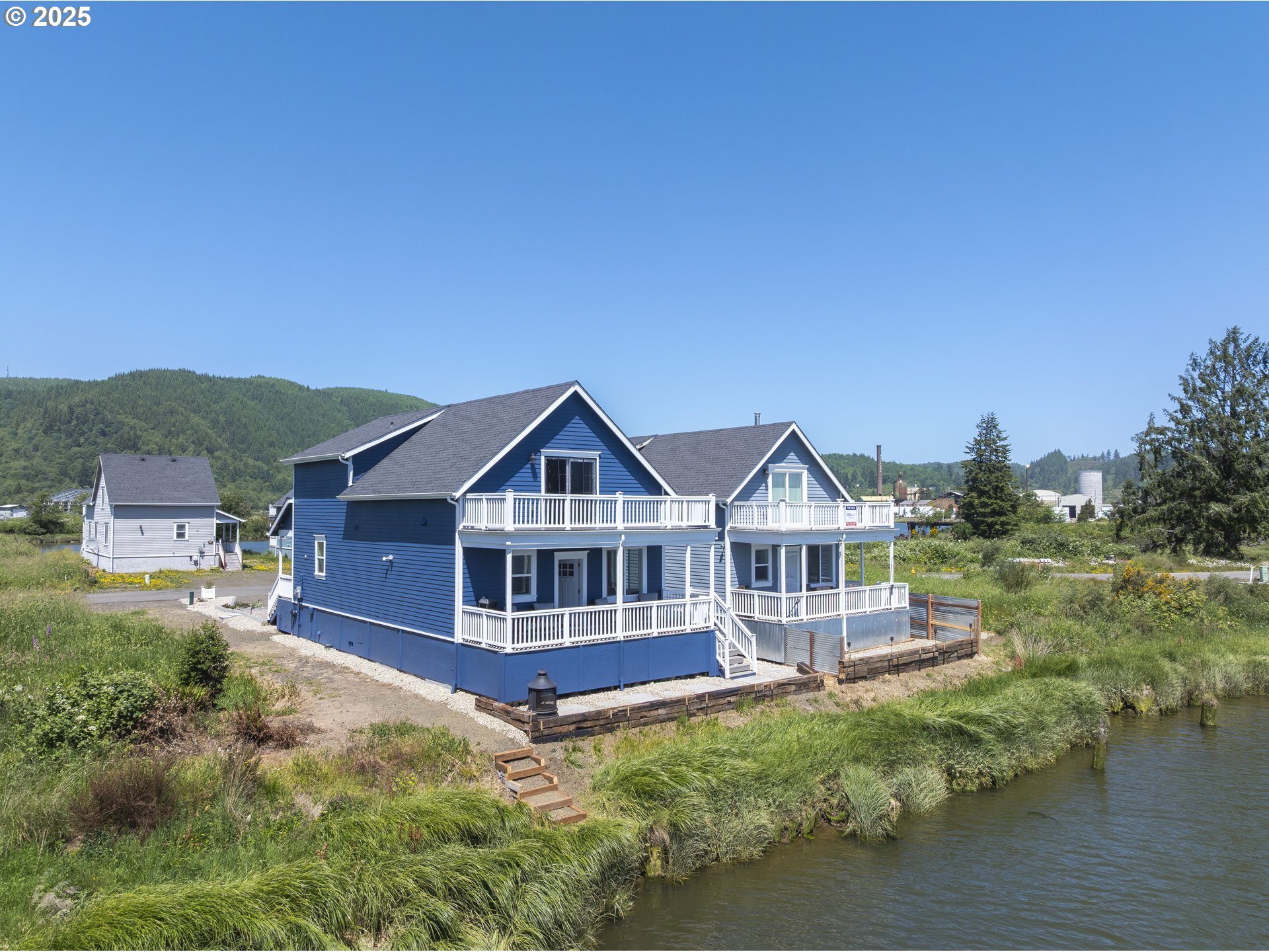 345 Island Street Raymond, WA 98577 - Photo 36 of 39