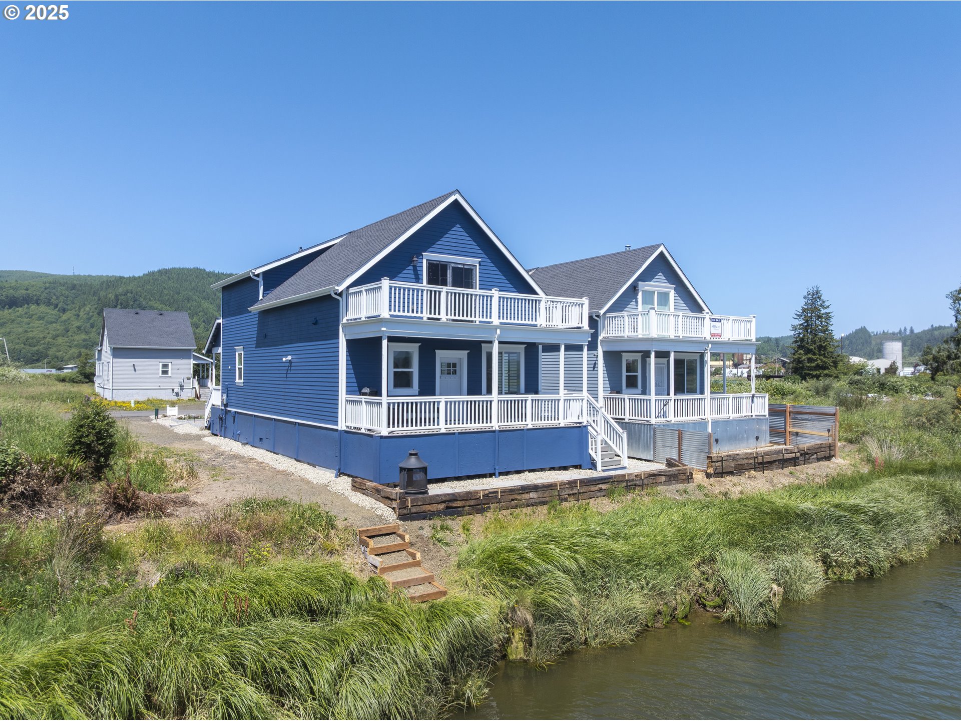 345 Island Street Raymond, WA 98577 - Photo 38 of 39 Drone View/UAV