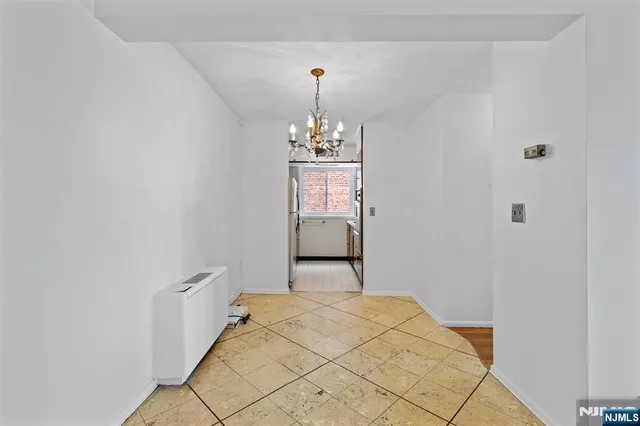 $224,000 | 70 West 72nd, Unit 4D, Bayonne, NJ 07002