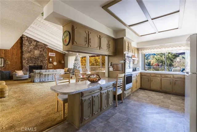 $2,300,000 | 2232 East Lake Shore Drive, Agoura Hills, CA 91301