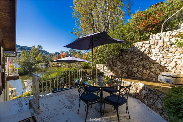 $2,300,000 | 2232 East Lake Shore Drive, Agoura Hills, CA 91301