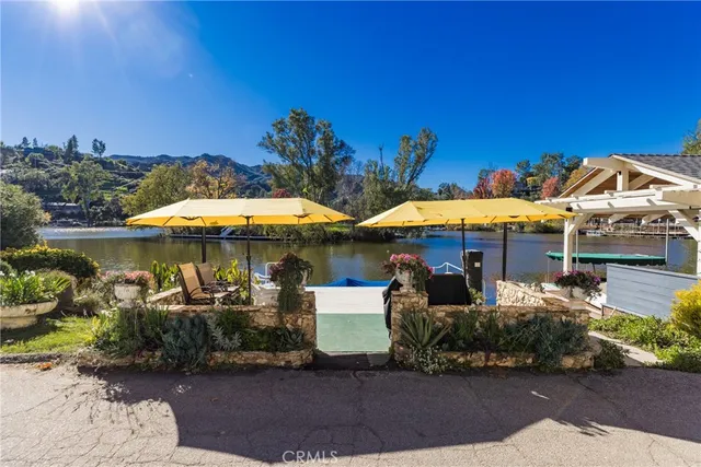 $2,300,000 | 2232 East Lake Shore Drive, Agoura Hills, CA 91301