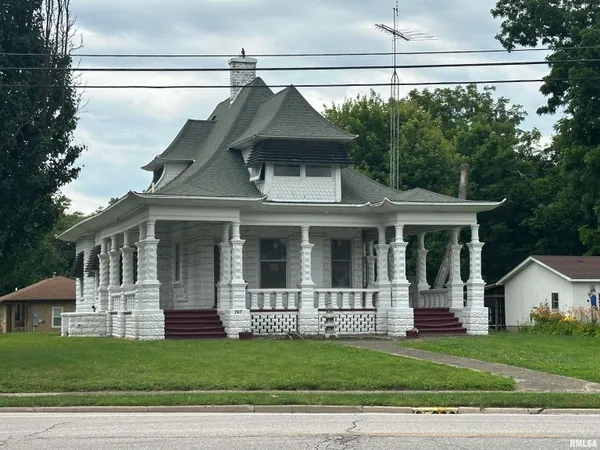 $70,000 | 707 North Main Street, White Hall, IL 62092