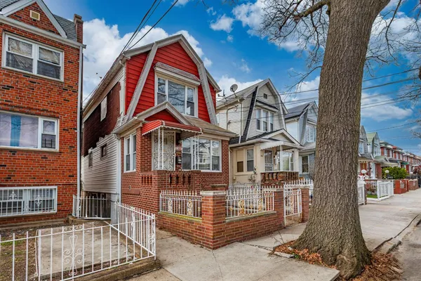 $729,900 | 968 East 48th Street | Farragut
