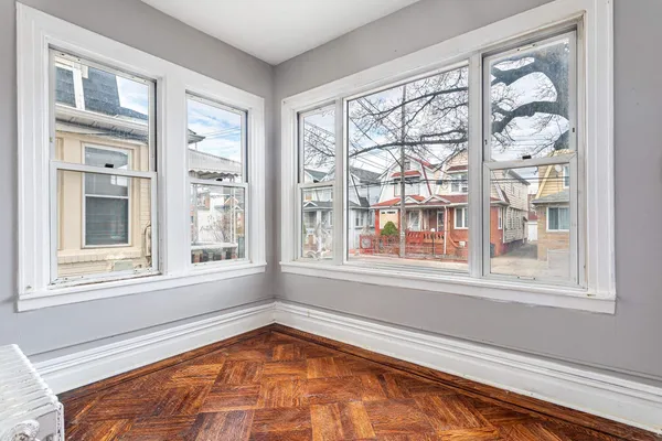 $729,900 | 968 East 48th Street | Farragut