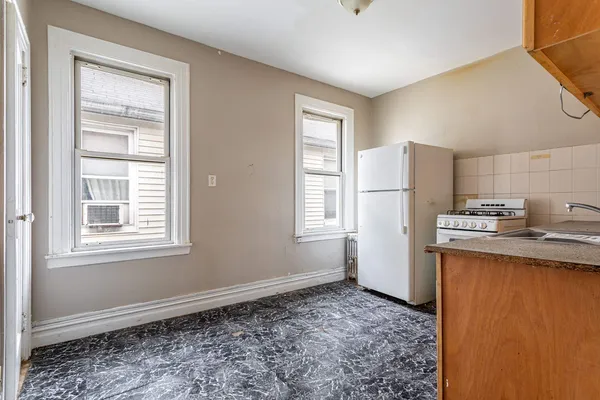 $729,900 | 968 East 48th Street | Farragut