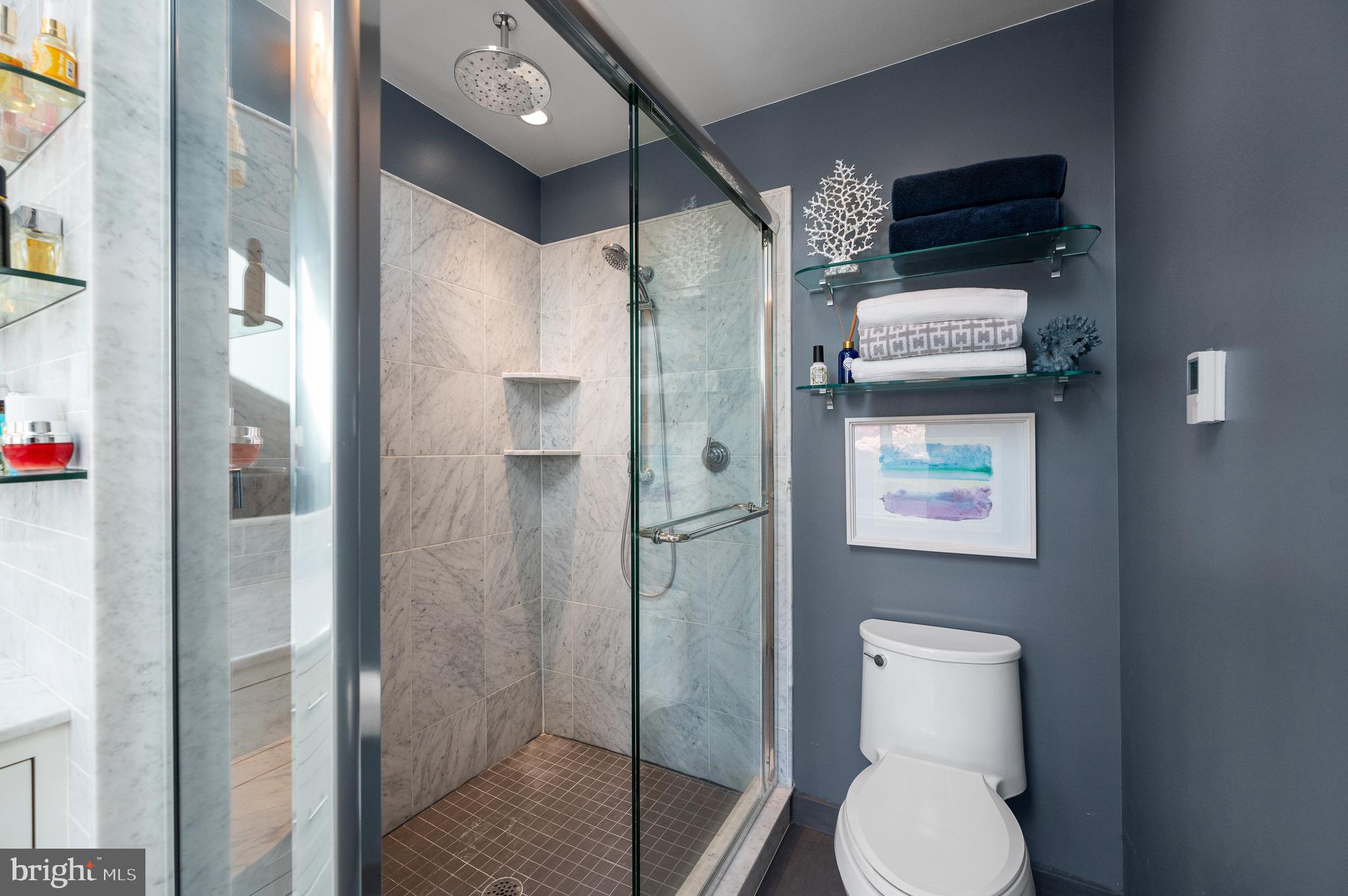 21 Greythorne Woods Circle Wayne, PA 19087 - Photo 14 of 22 a bathroom with a toilet sink and shower