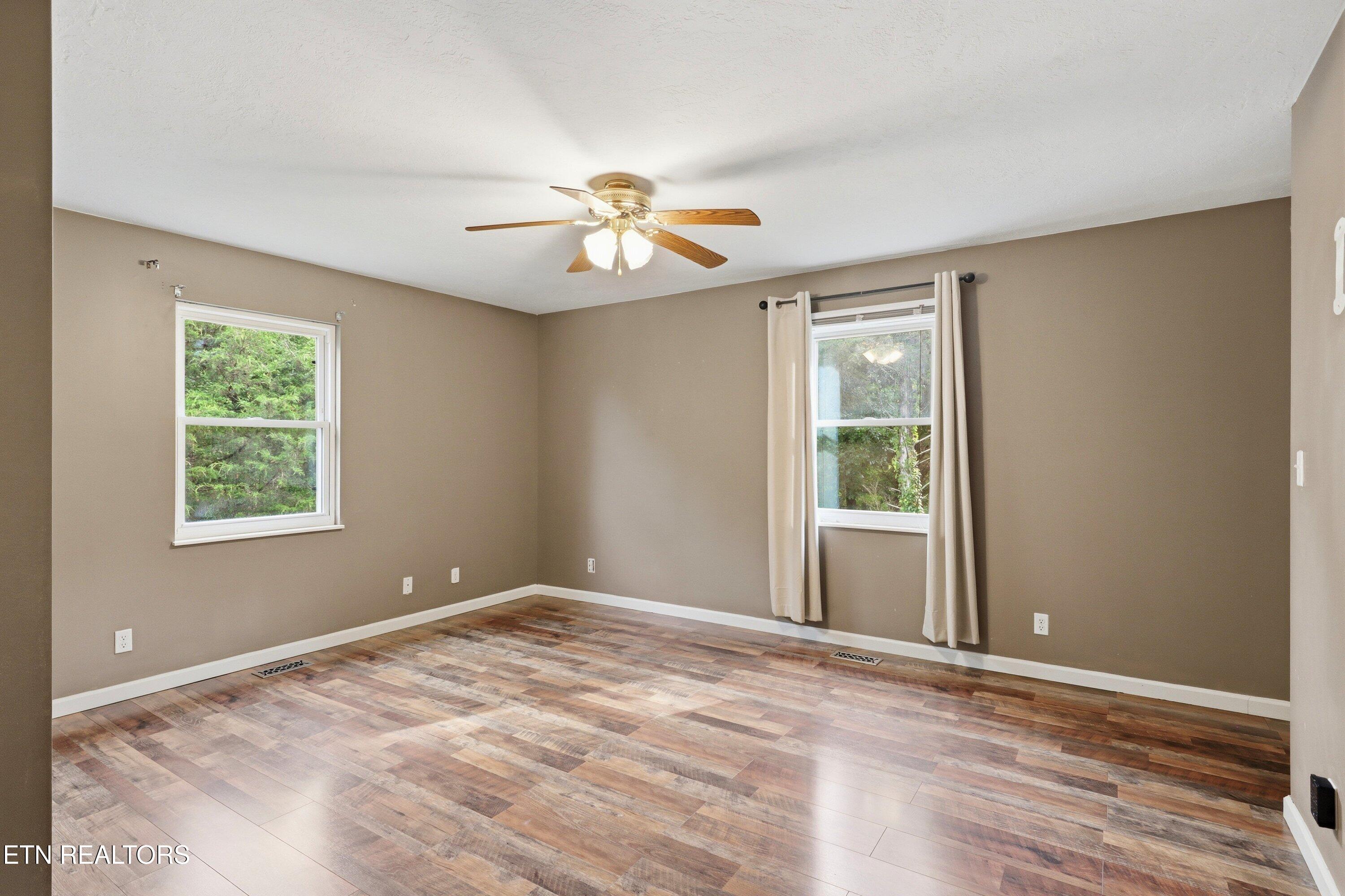 677 Bethel Road Clinton, TN 37716 - Photo 15 of 29 677 Bethel Rd-15