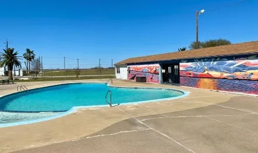 $239,500 | 338 Calumet Drive, Palacios, TX 77465