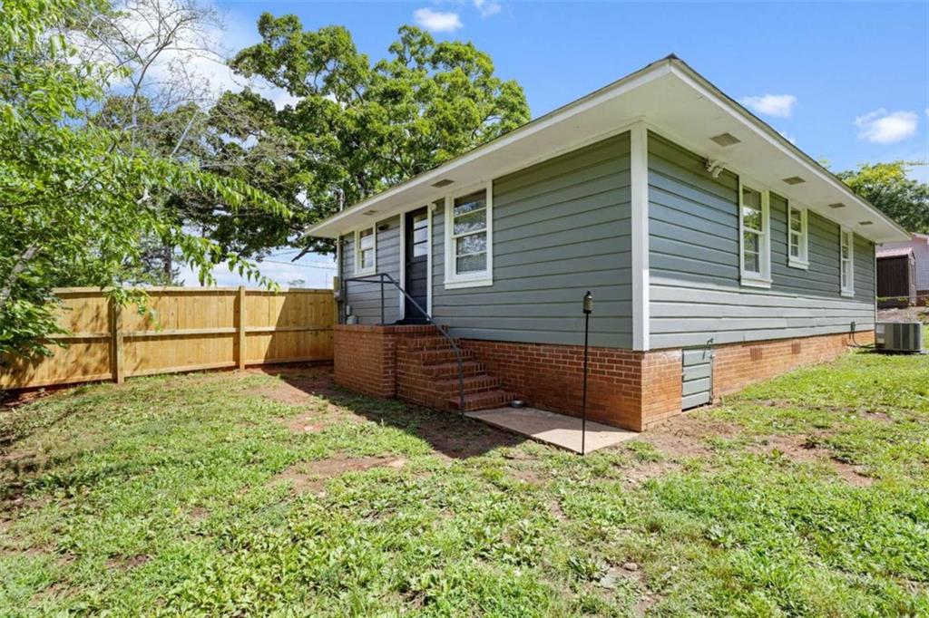 1306 Calhoun Avenue Northeast Rome, GA 30161 - Photo 12 of 35
