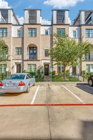$4,300 | 743 Will Rice Avenue, Irving, TX 75039