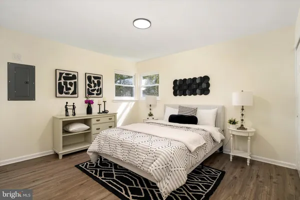 $409,900 | 2 Shelburne Drive, Ewing, NJ 08638