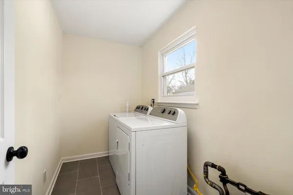 $409,900 | 2 Shelburne Drive, Ewing, NJ 08638