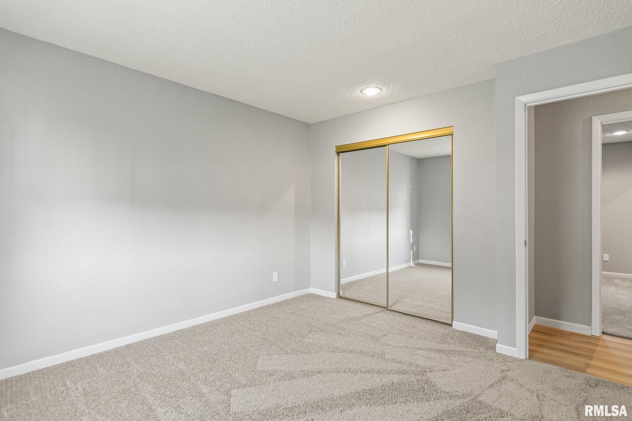 3065 East Elm Street Springfield, IL 62702 - Photo 14 of 30