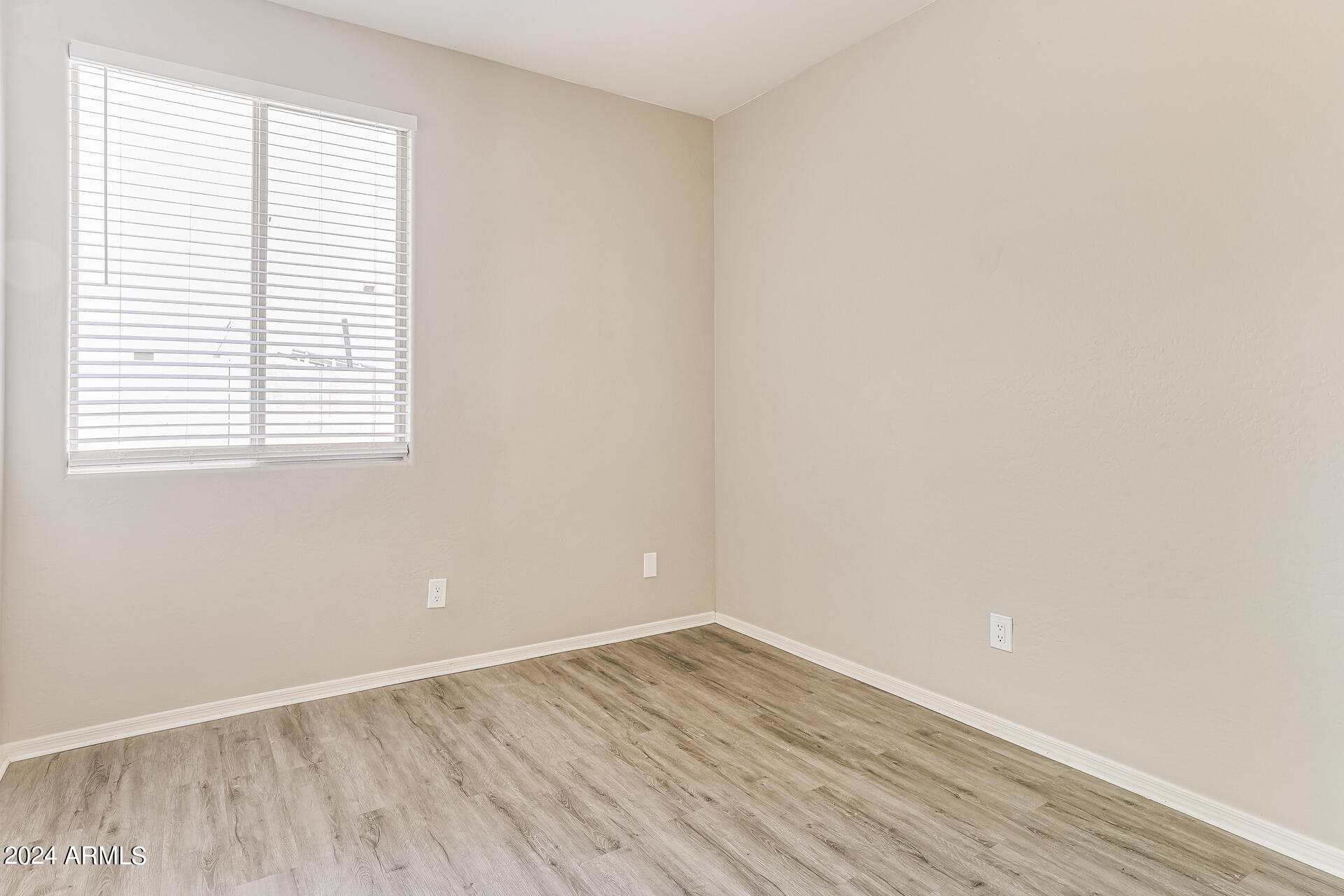 3333 West Apollo Road Phoenix, AZ 85041 - Photo 17 of 21 017-photo-bedroom-13893389