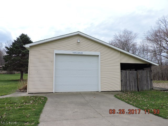 412 Bolender Road Mogadore, OH 44260 - Photo 3 of 18 Gallery Image 3