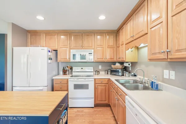 $249,900 | 111 Oak Street, Athens, TN 37303