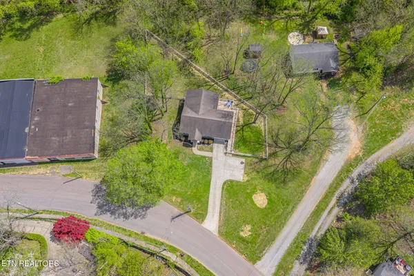 $249,900 | 111 Oak Street, Athens, TN 37303