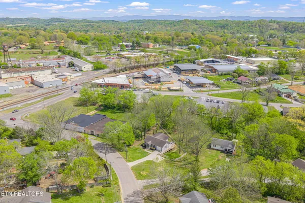 $249,900 | 111 Oak Street, Athens, TN 37303