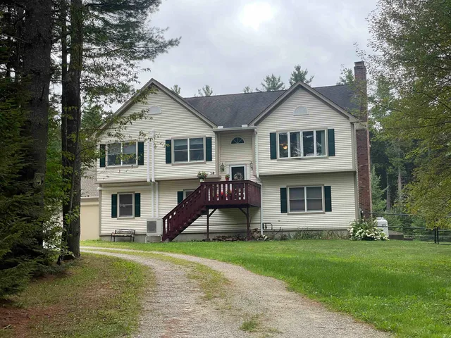 $699,900 | 38 Paradise Lane, Mount Holly, VT 05758