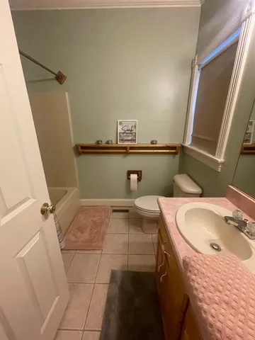 $699,900 | 38 Paradise Lane, Mount Holly, VT 05758