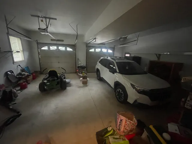 $699,900 | 38 Paradise Lane, Mount Holly, VT 05758