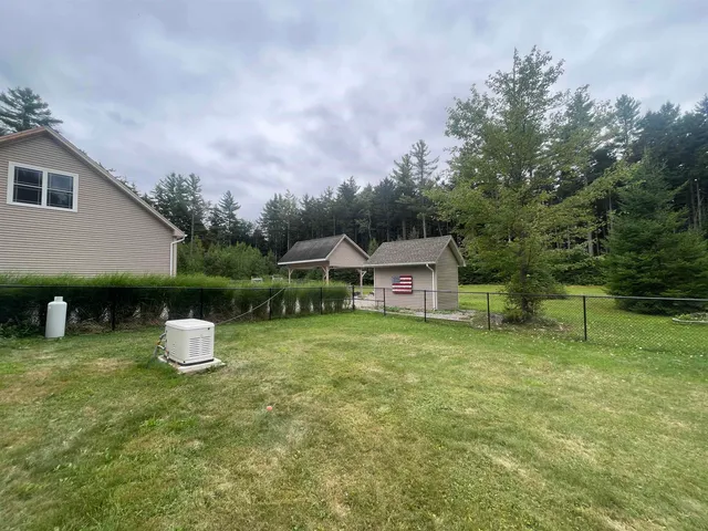 $699,900 | 38 Paradise Lane, Mount Holly, VT 05758