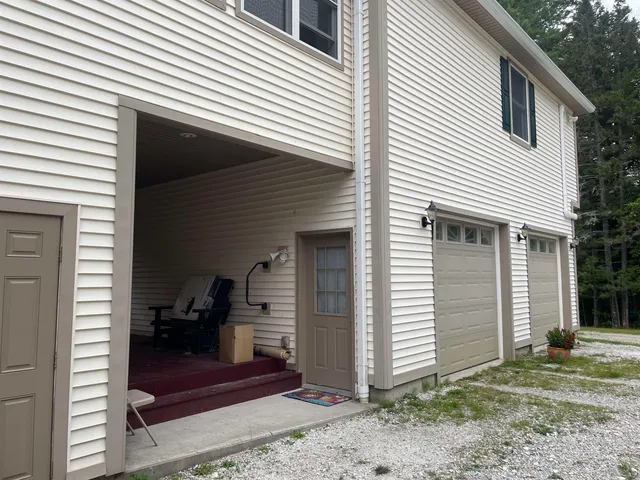 $699,900 | 38 Paradise Lane, Mount Holly, VT 05758