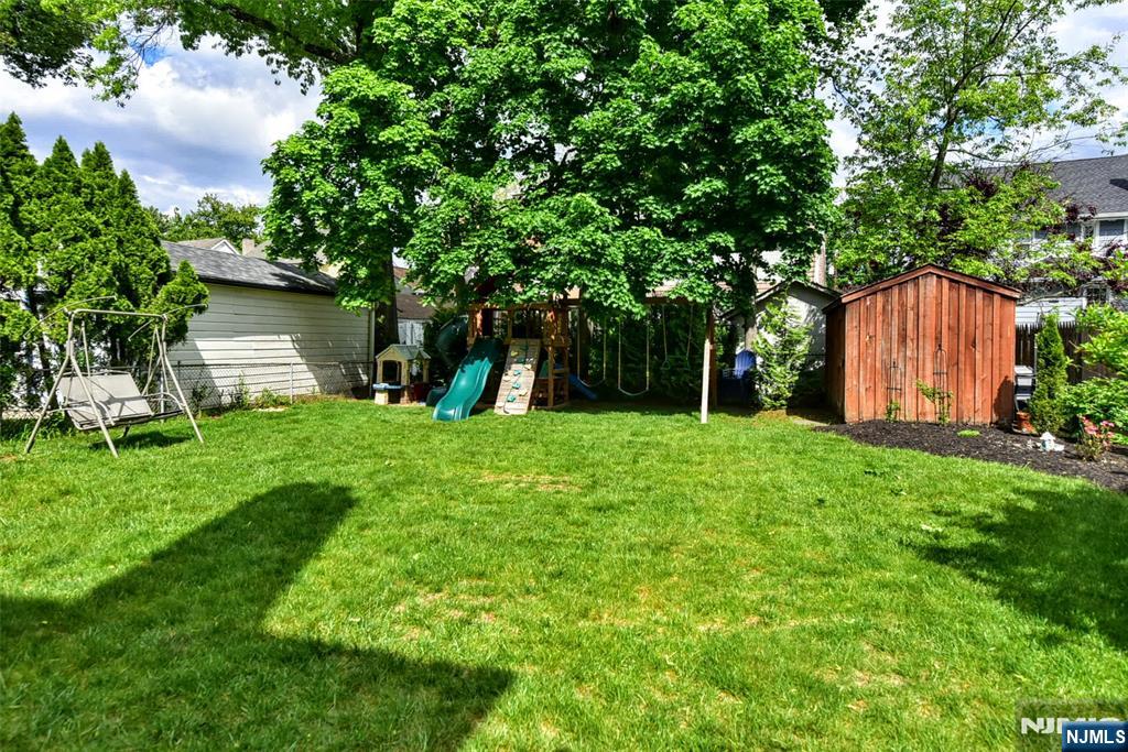 354 Demarest Avenue Oradell, NJ 07649 - Photo 30 of 33