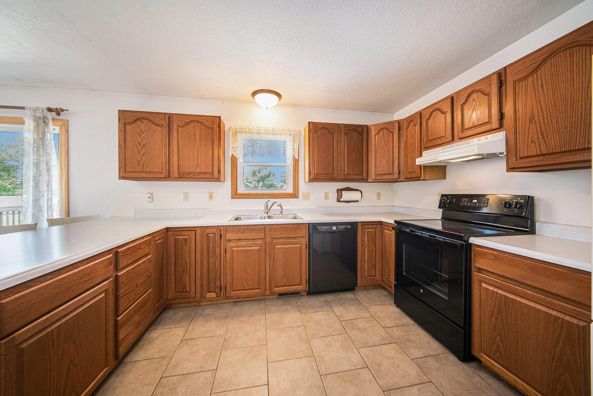 7980 Cain Road Jackson, MI 49201 - Photo 9 of 27 009_file_7