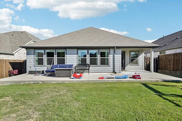 $349,000 | 312 Scenic Point Drive, Princeton, TX 75407