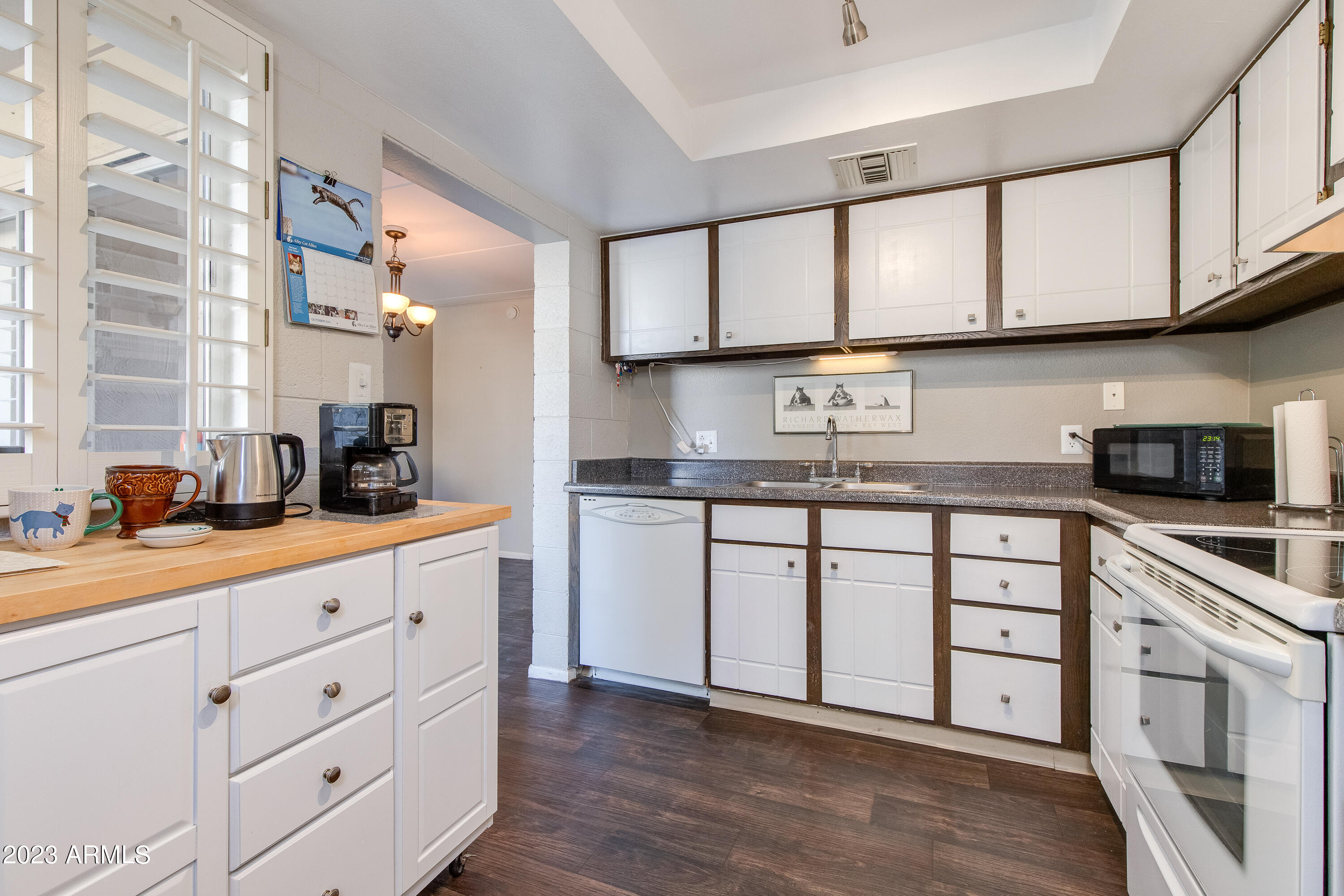 4201 East Camelback Road, Unit 81 Phoenix, AZ 85018 - Photo 11 of 32 16-Camelback