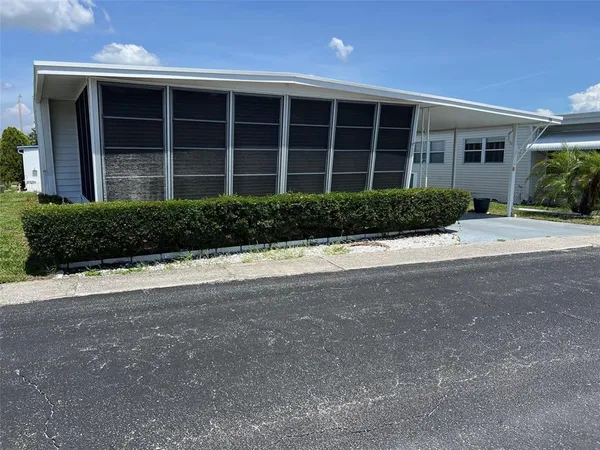 $119,500 | 36 Thatch Palm Street East, Largo, FL 33770