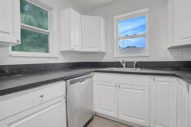 $299,900 | 4301 Pinewood Avenue, West Palm Beach, FL 33407