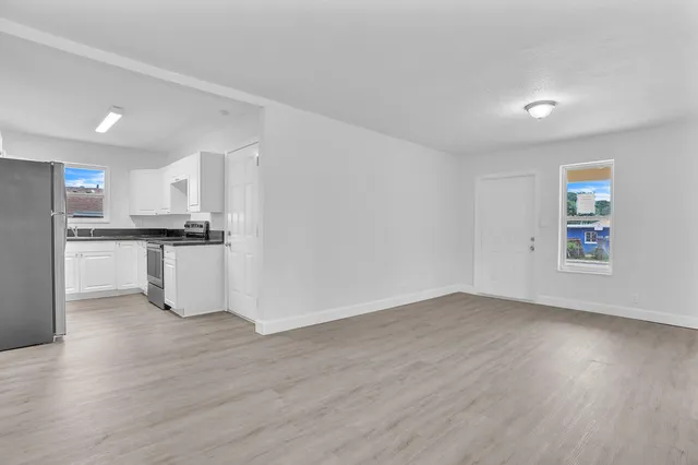 $299,900 | 4301 Pinewood Avenue, West Palm Beach, FL 33407