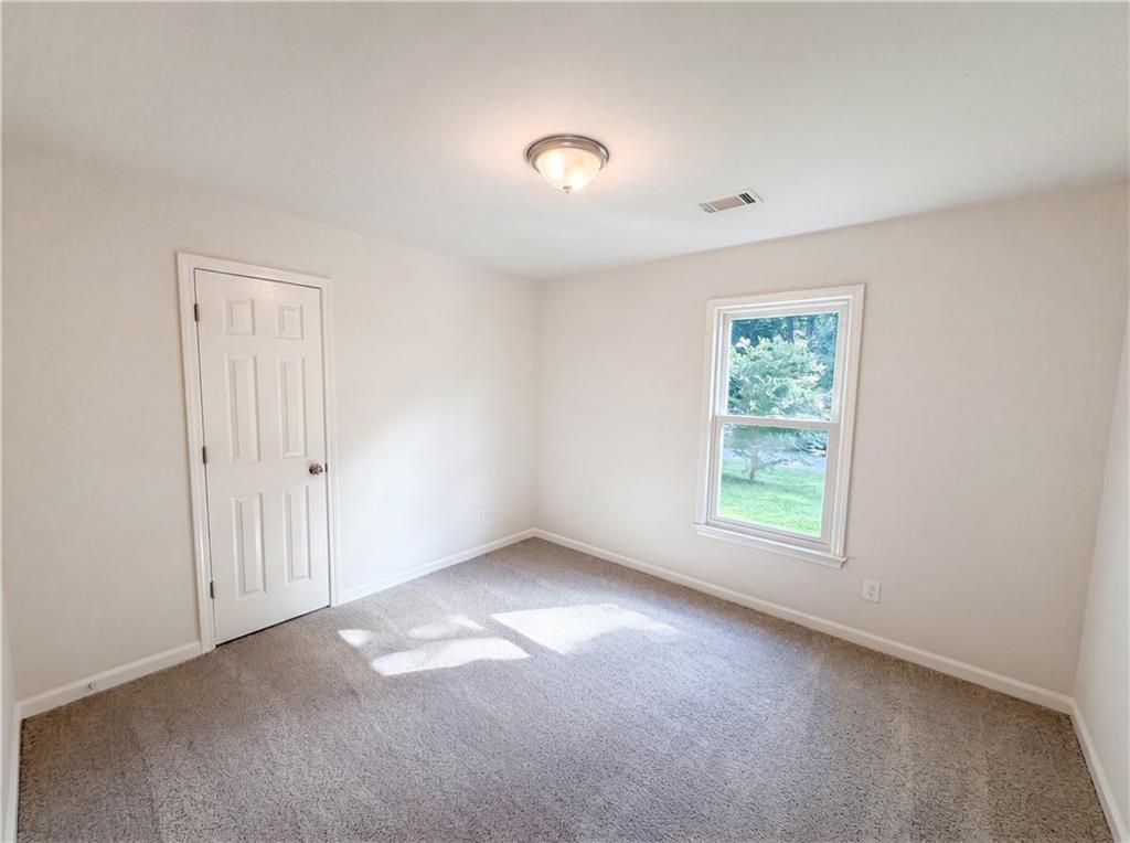 846 Georgetown Drive Winder, GA 30680 - Photo 11 of 21