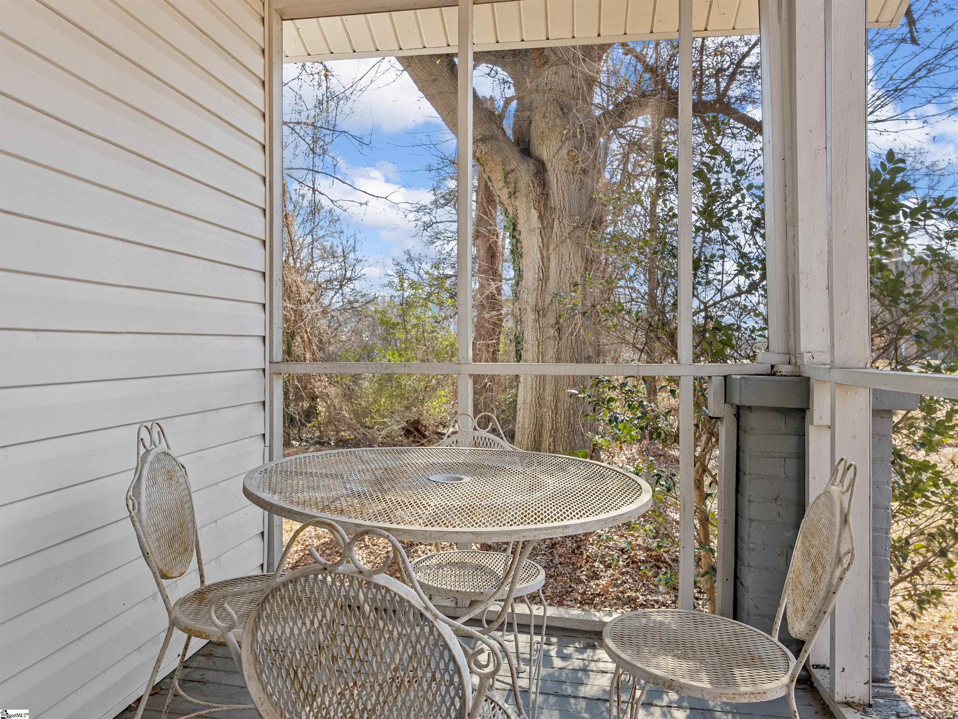 272 Spring Street Spartanburg, SC 29301 - Photo 16 of 18 Gallery Image 16