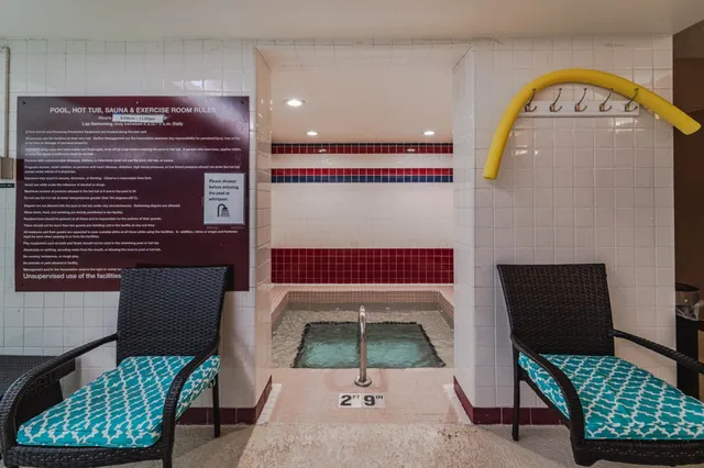 $164,900 | 1920 South 1st Street, Unit 1002, Minneapolis, MN 55454