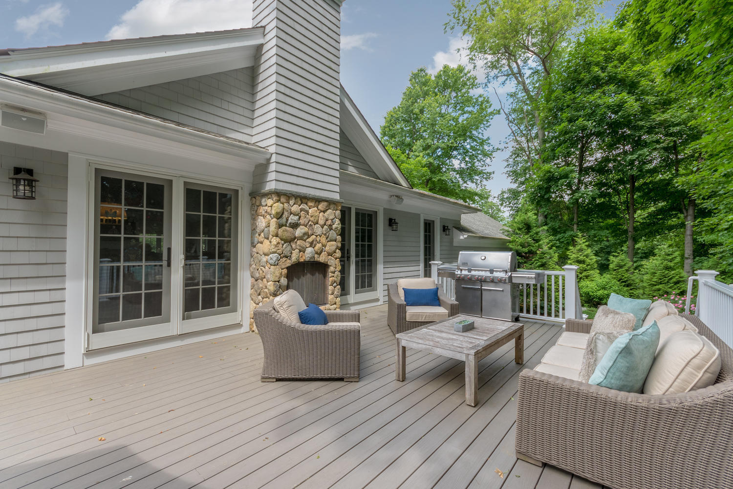 14 Deerfield Road Darien, CT 06820 - Photo 46 of 55 a house view with a seating space