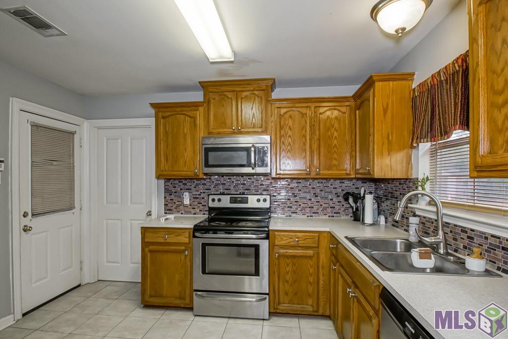 5408 Myrtle Street Baker, LA 70714 - Photo 8 of 25