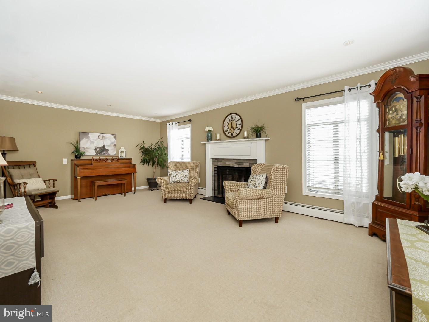 77 Terrace Road Levittown, PA 19056 - Photo 12 of 39