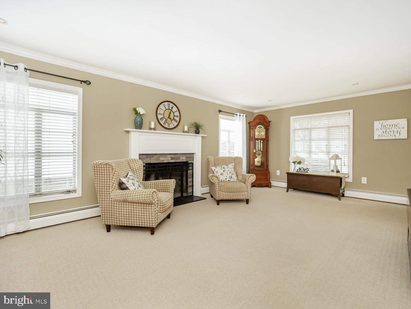 77 Terrace Road Levittown, PA 19056 - Photo 14 of 39