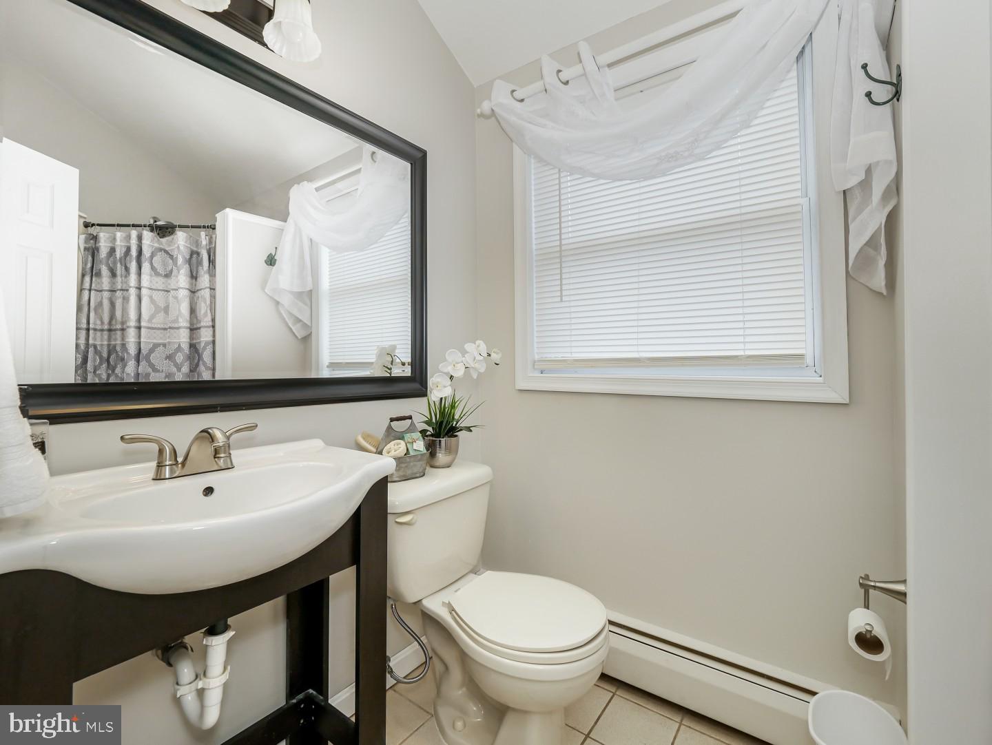 77 Terrace Road Levittown, PA 19056 - Photo 21 of 39