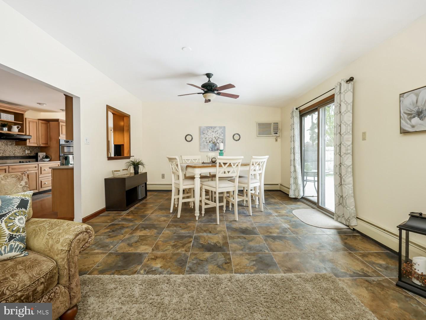 77 Terrace Road Levittown, PA 19056 - Photo 8 of 39