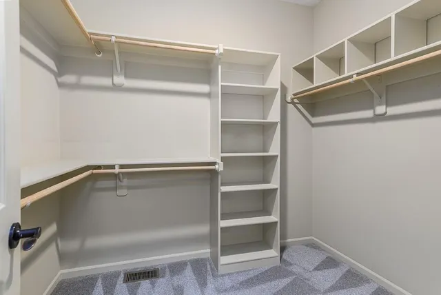 $479,950 | 11013 Northridge Drive, Kansas City, KS 66109