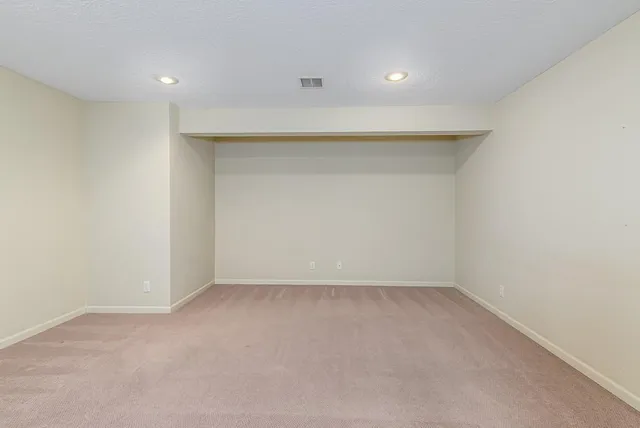 $479,950 | 11013 Northridge Drive, Kansas City, KS 66109